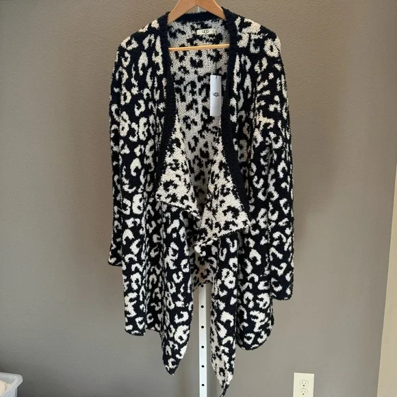 UGG Pheobe Wrap Cardigan - Size Medium - Picture 9 of 9